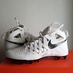 Nike huarache v lax le football cleat